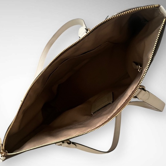 Coach Tan and Cream Checkered Tote Bag - Picture 6 of 13